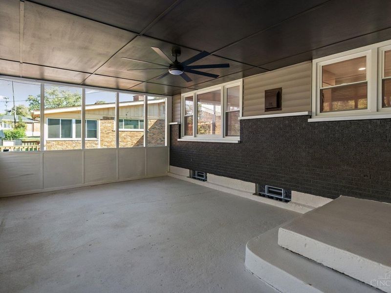 6085 Capri Drive, Cincinnati, OH 45224 Photo 35