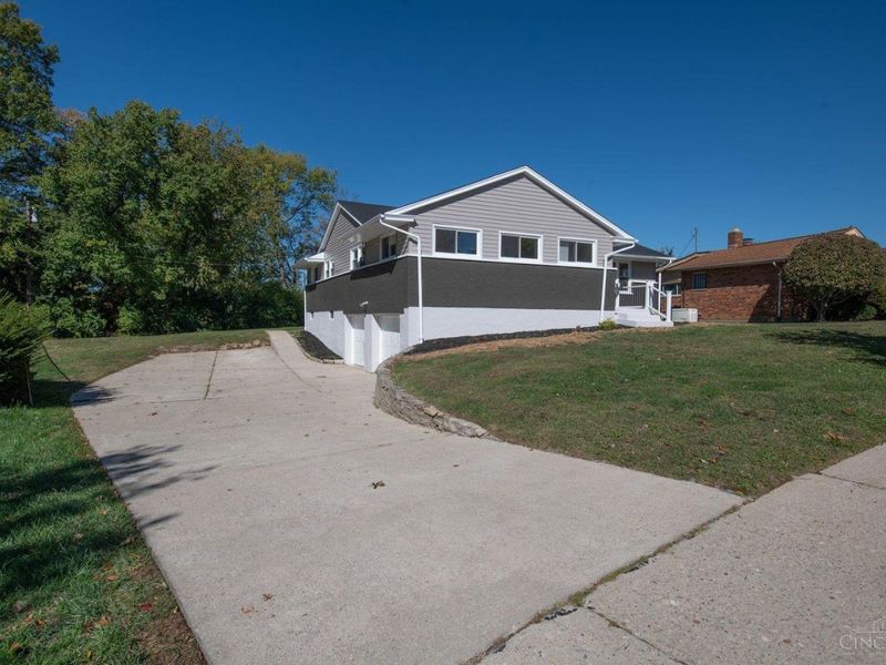 6085 Capri Drive, Cincinnati, OH 45224 Photo 39