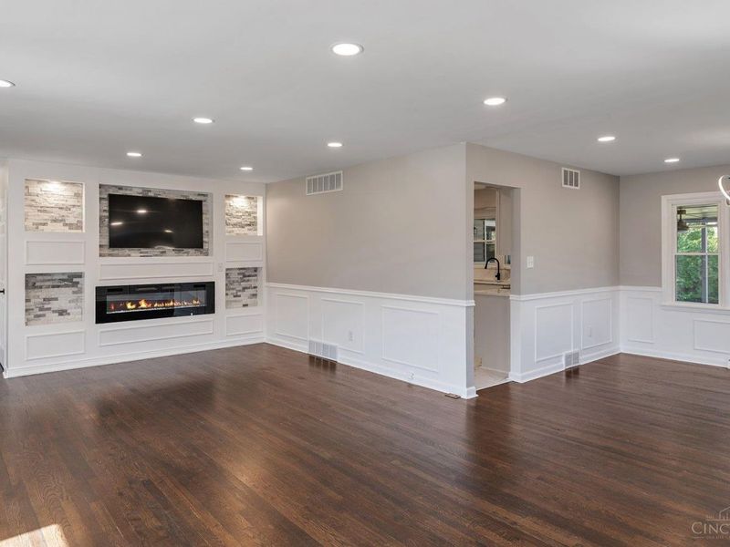 6085 Capri Drive, Cincinnati, OH 45224 Photo 4