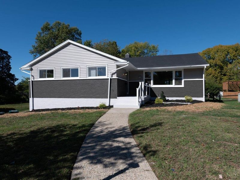 6085 Capri Drive, Cincinnati, OH 45224 Photo 41