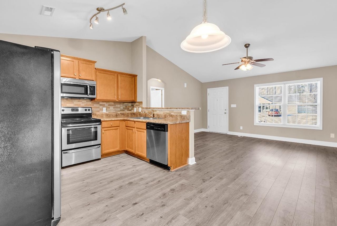 174 Cottage Creek Circle  Photo 8