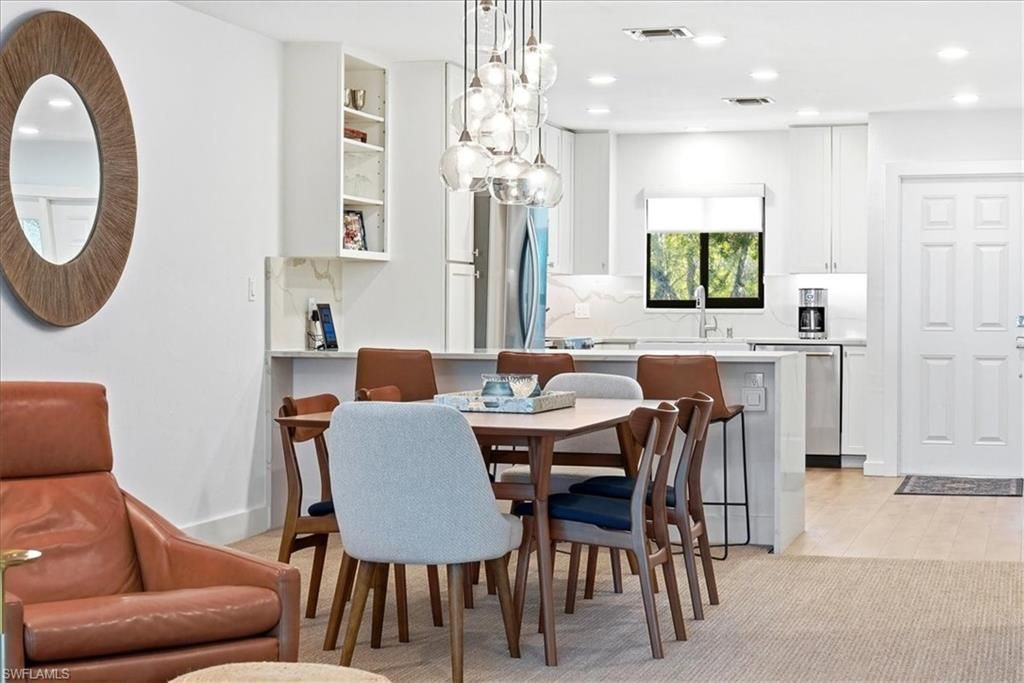 4062 Belair Ln, Unit 9, Naples, FL 34103 Photo