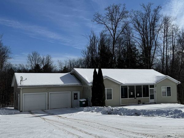 182 Forest Heights Road, Sheldon, VT 05483