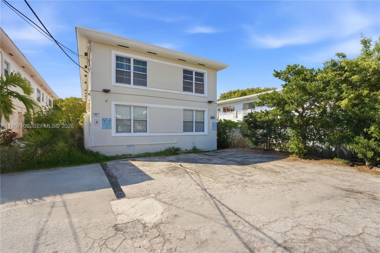 7530 Dickens Ave, Unit 2, Miami Beach, FL 33141 Photo