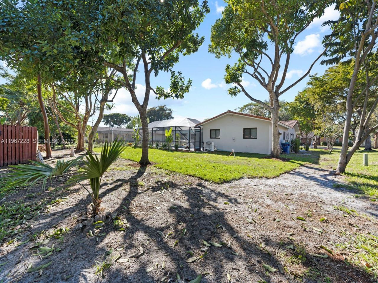 2537 NW 116th Ter , Unit 1, Coral Springs, FL 33065 Photo