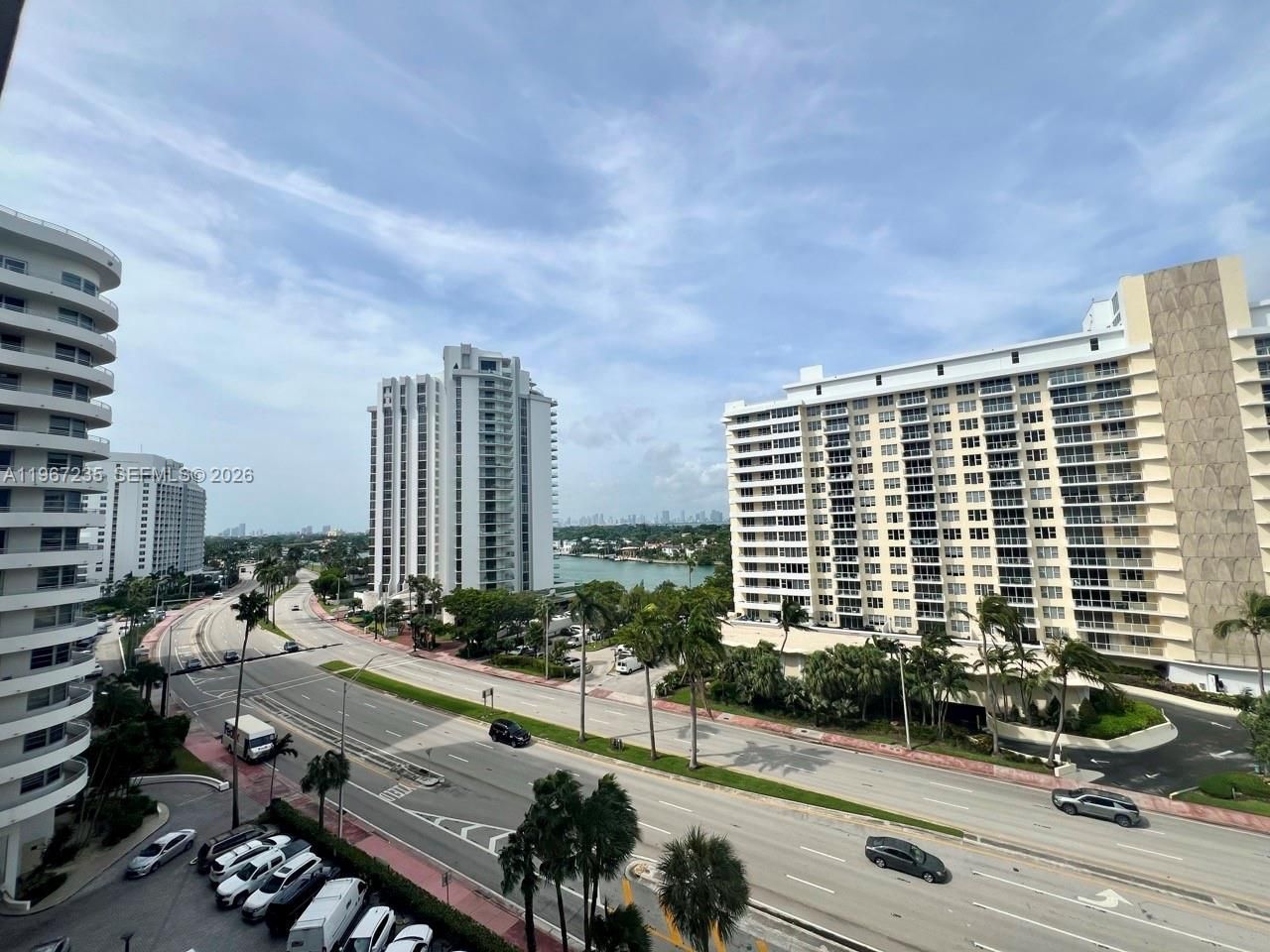 5555 Collins Ave , Unit 9Y, Miami Beach, FL 33140 Photo