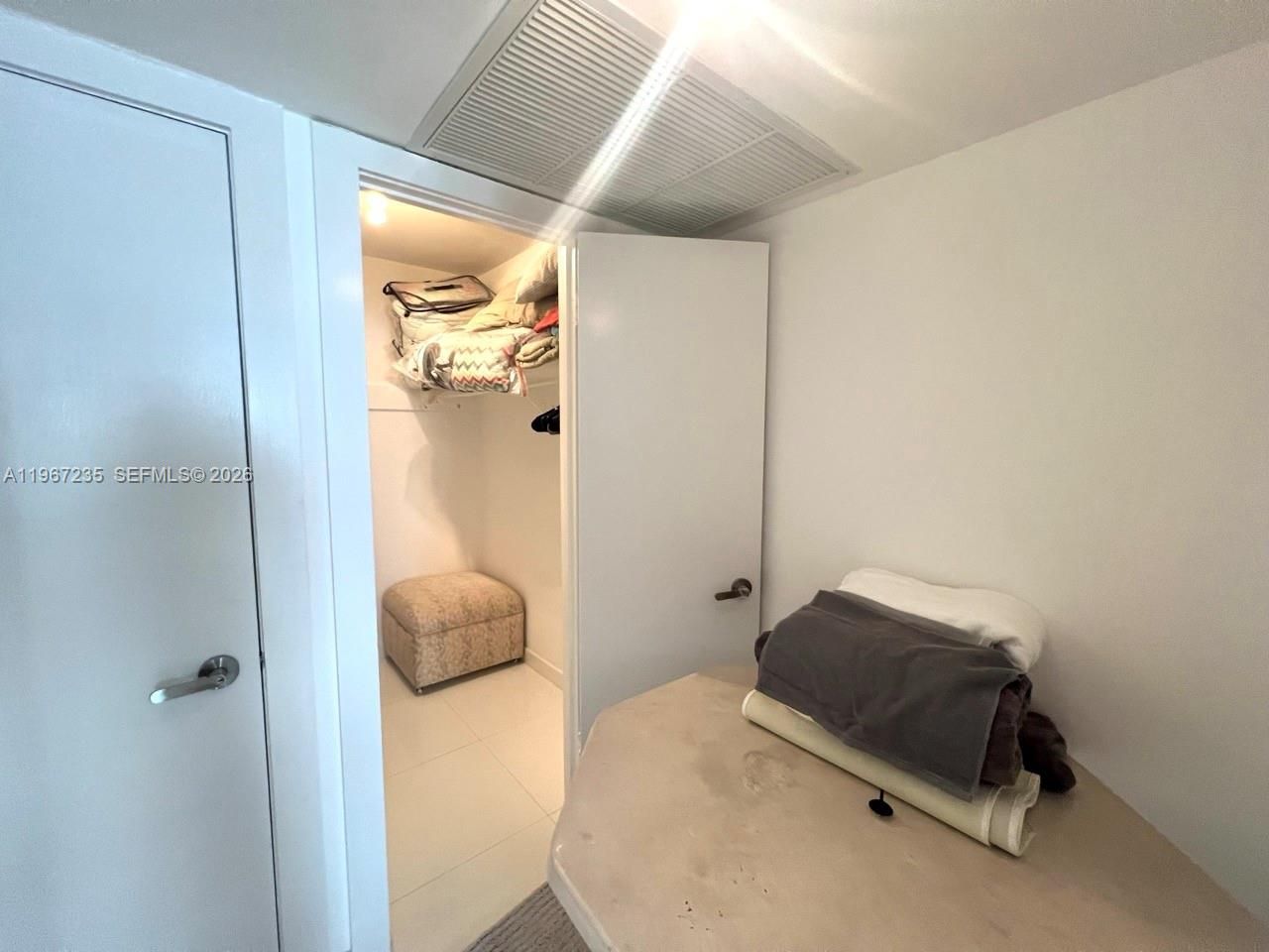 5555 Collins Ave , Unit 9Y, Miami Beach, FL 33140 Photo