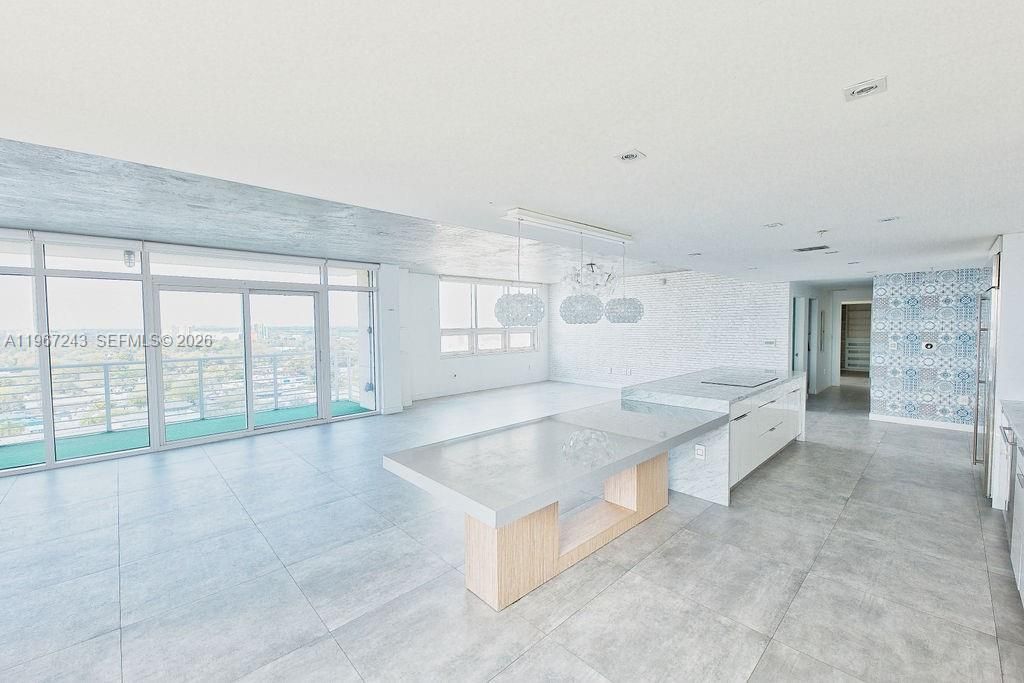 3250 NE 1st Ave , Unit 1115, Miami, FL 33137 Photo