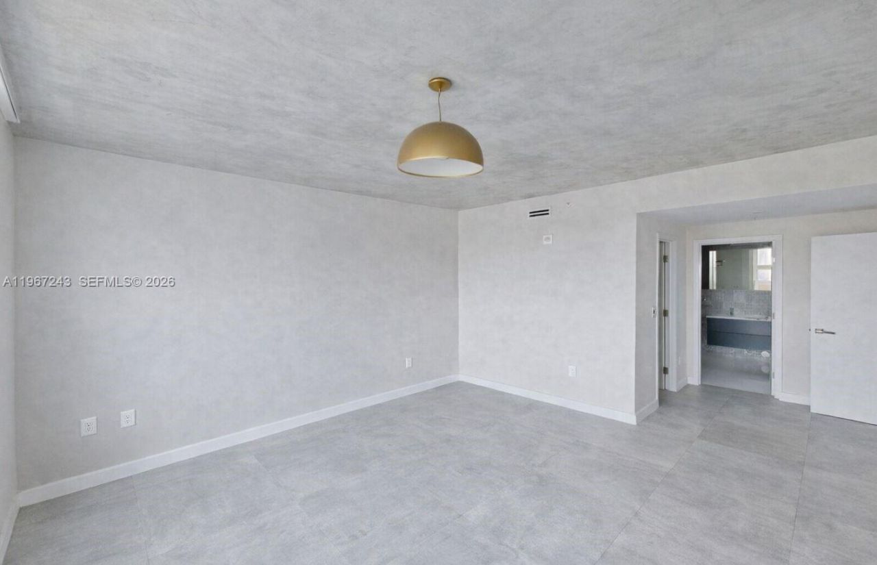 3250 NE 1st Ave , Unit 1115, Miami, FL 33137 Photo