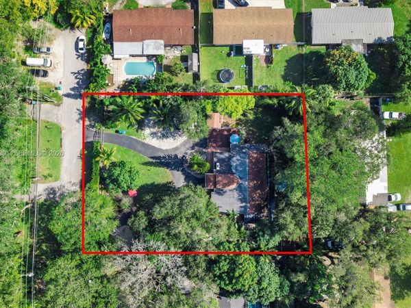 1760 NE 144th St, Miami, FL 33181