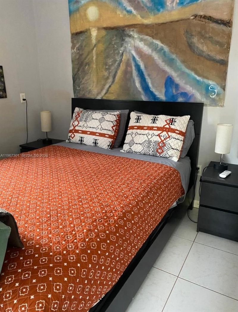 1760 NE 144th St, Miami, FL 33181 Photo