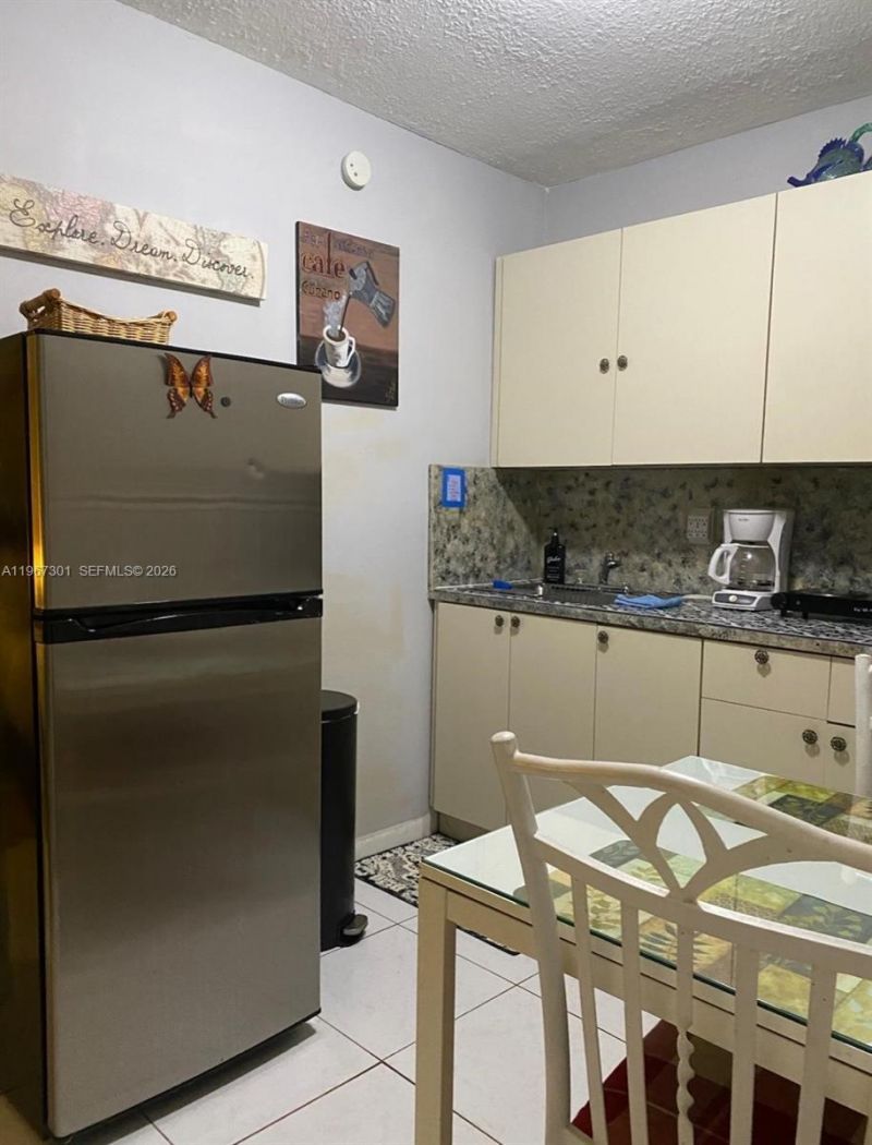 1760 NE 144th St, Miami, FL 33181 Photo