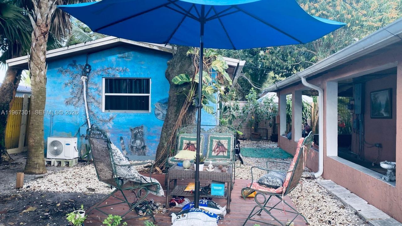 1760 NE 144th St, Miami, FL 33181 Photo