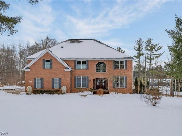 11355 Beechnut Lane, Chardon, OH 44024