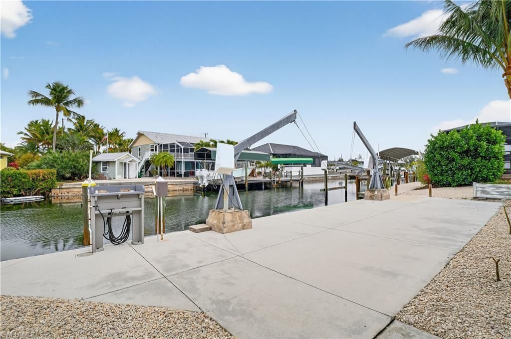 3630 Outrigger Ln, Saint James City, FL 33956 Photo