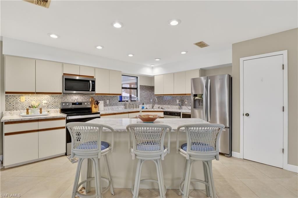 3630 Outrigger Ln, Saint James City, FL 33956 Photo