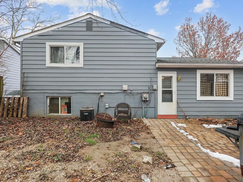 4580 Fairgrove Road, Columbus, OH 43231 Photo 4