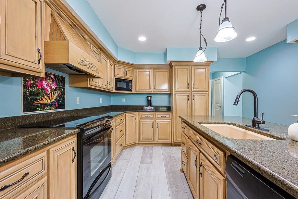 5858 Bluewater Rd. Photo 12