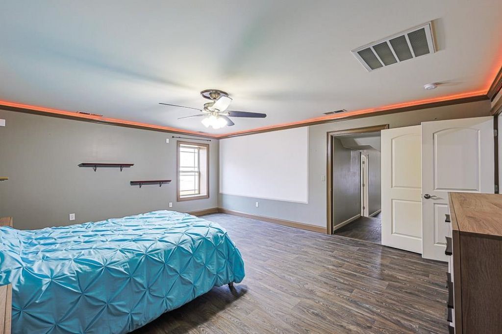 5858 Bluewater Rd. Photo 46