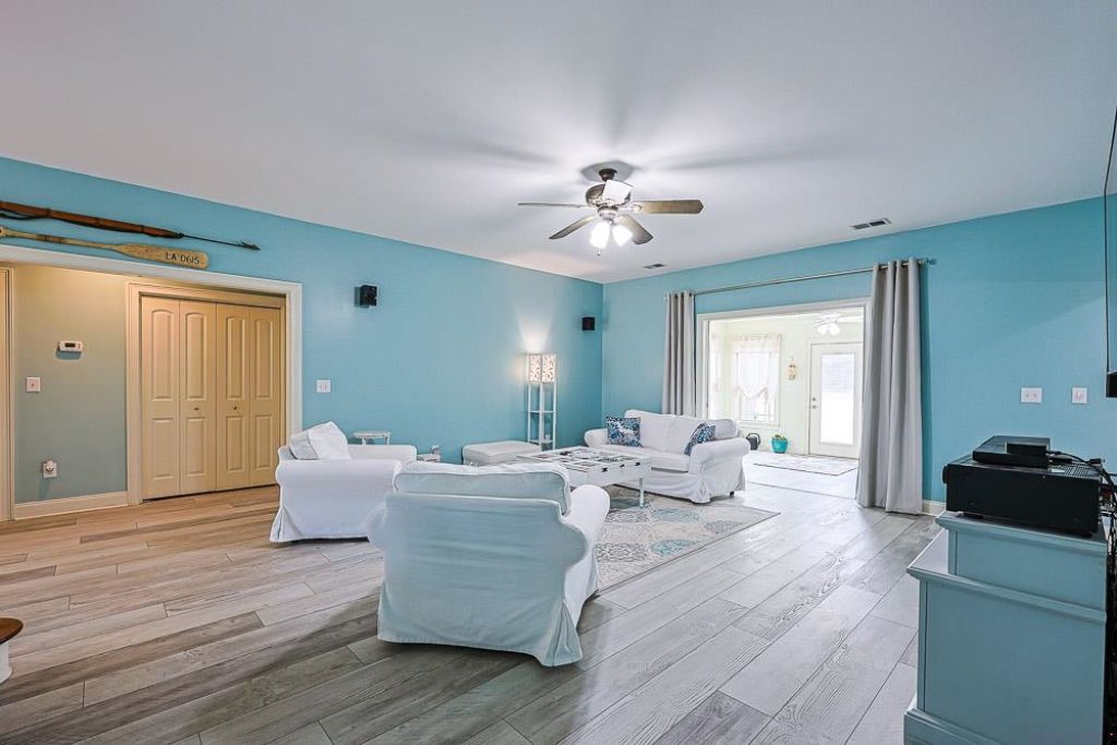 5858 Bluewater Rd. Photo 7