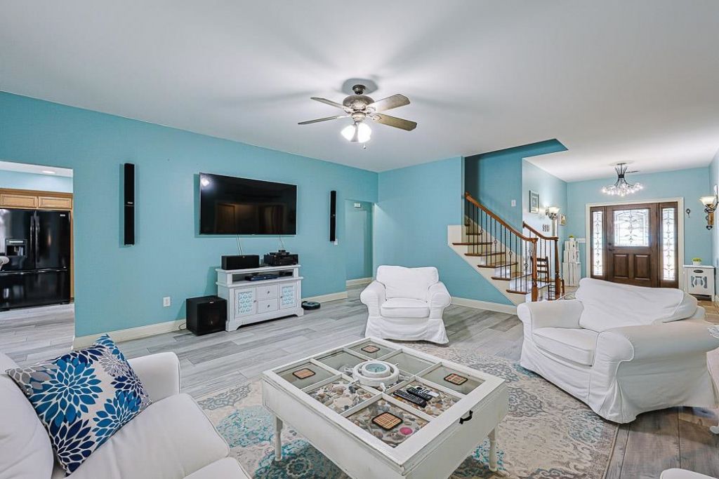 5858 Bluewater Rd. Photo 8