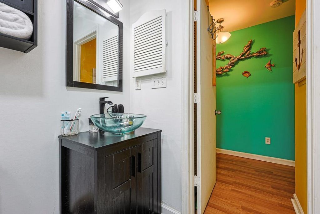 603 Wagon Wheel Rd. Photo 6