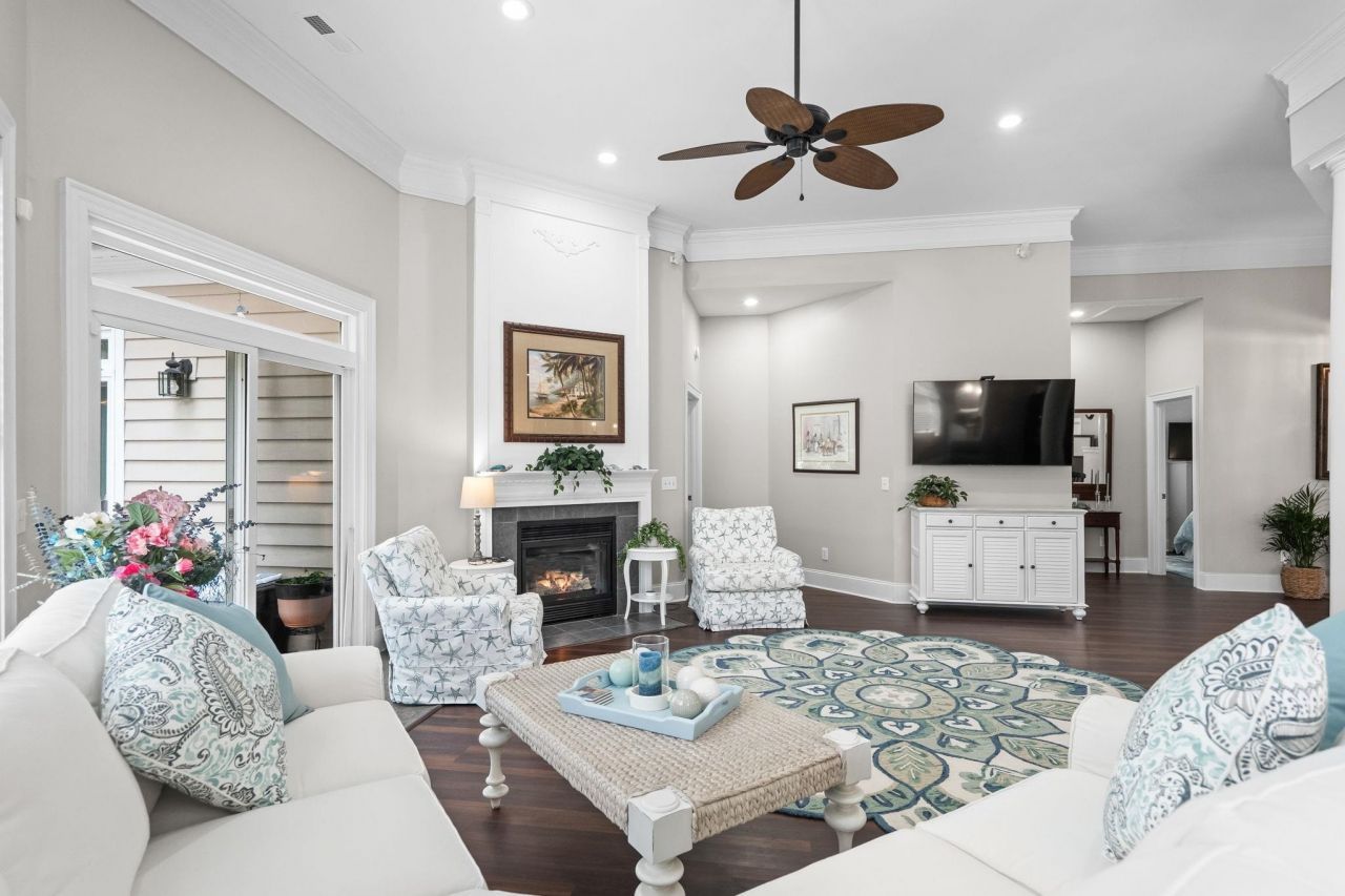 921 Tidewater Dr. Photo 10