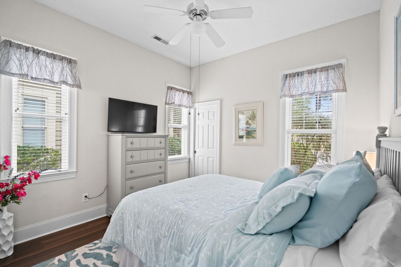 921 Tidewater Dr. Photo 27