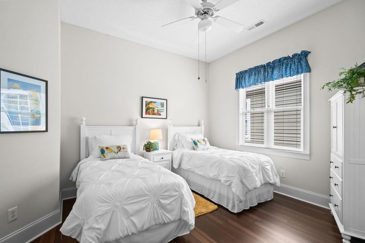 921 Tidewater Dr. Photo 30