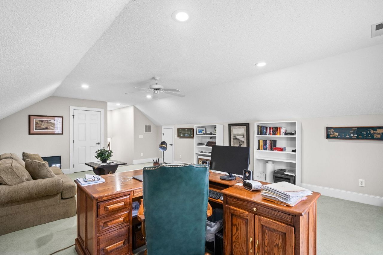 921 Tidewater Dr. Photo 33