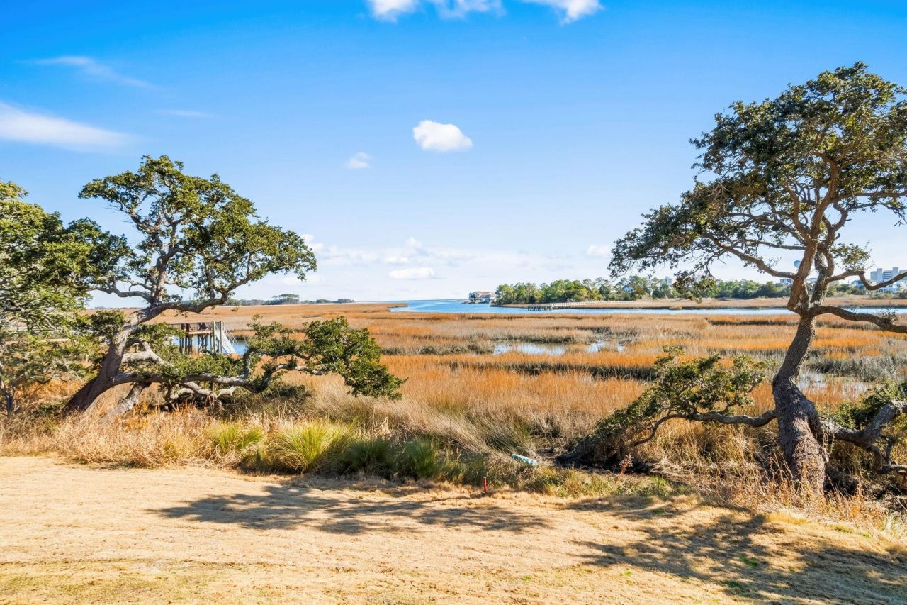 921 Tidewater Dr. Photo 47