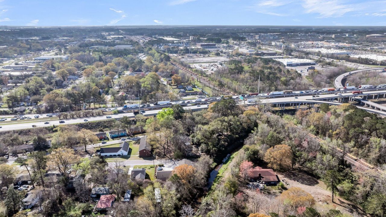 2220 Van Buren Avenue  Photo 25