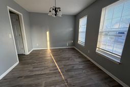 403 Beech Glen Drive photo 4