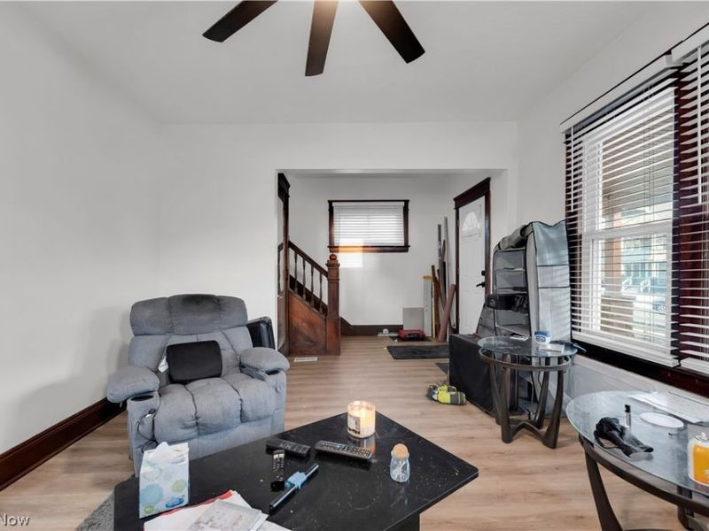 12015 Osceola Avenue, Cleveland, OH 44108 Photo 6