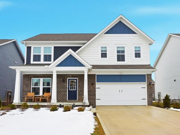 1051 Beehive Grove, Grove City, OH 43123