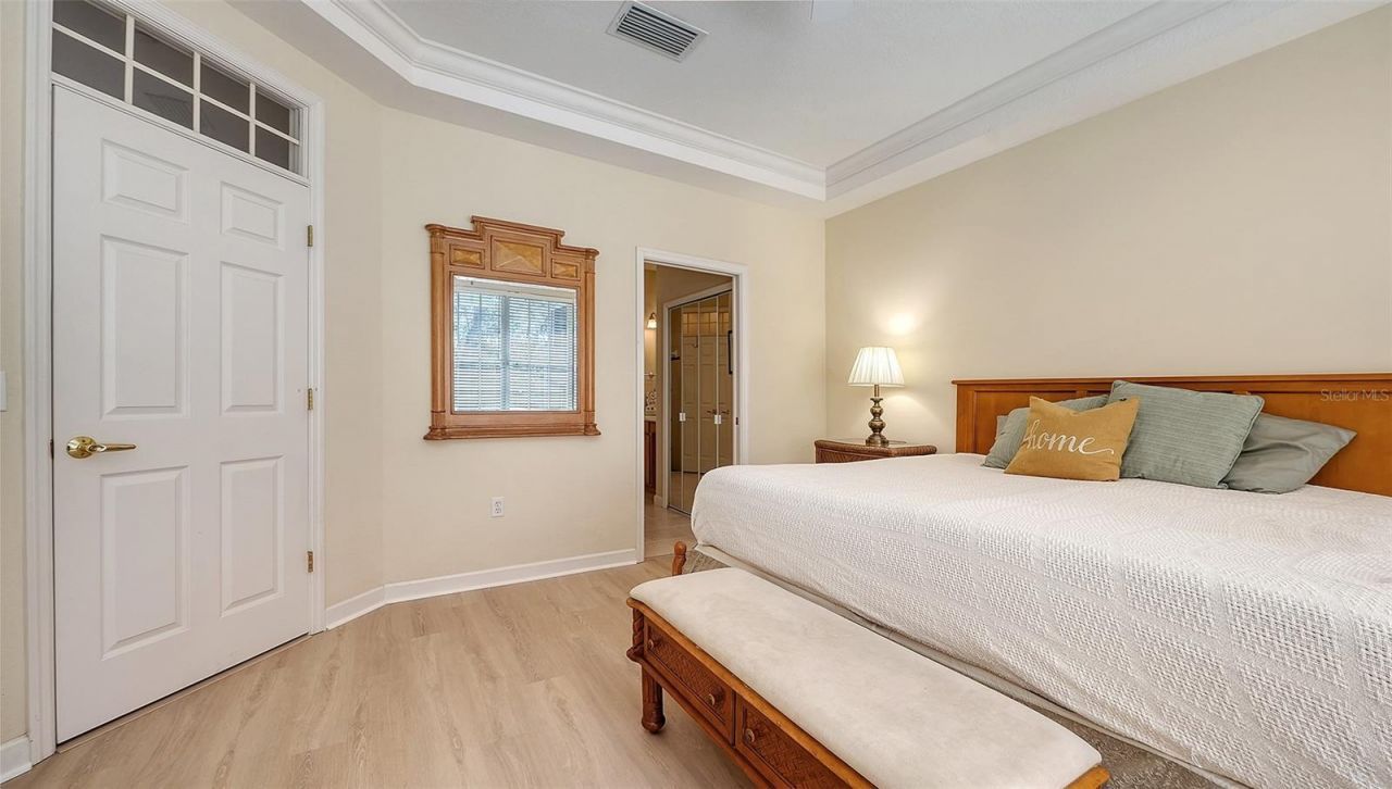 4906 Lakescene Place, Sarasota, FL 34243 Photo