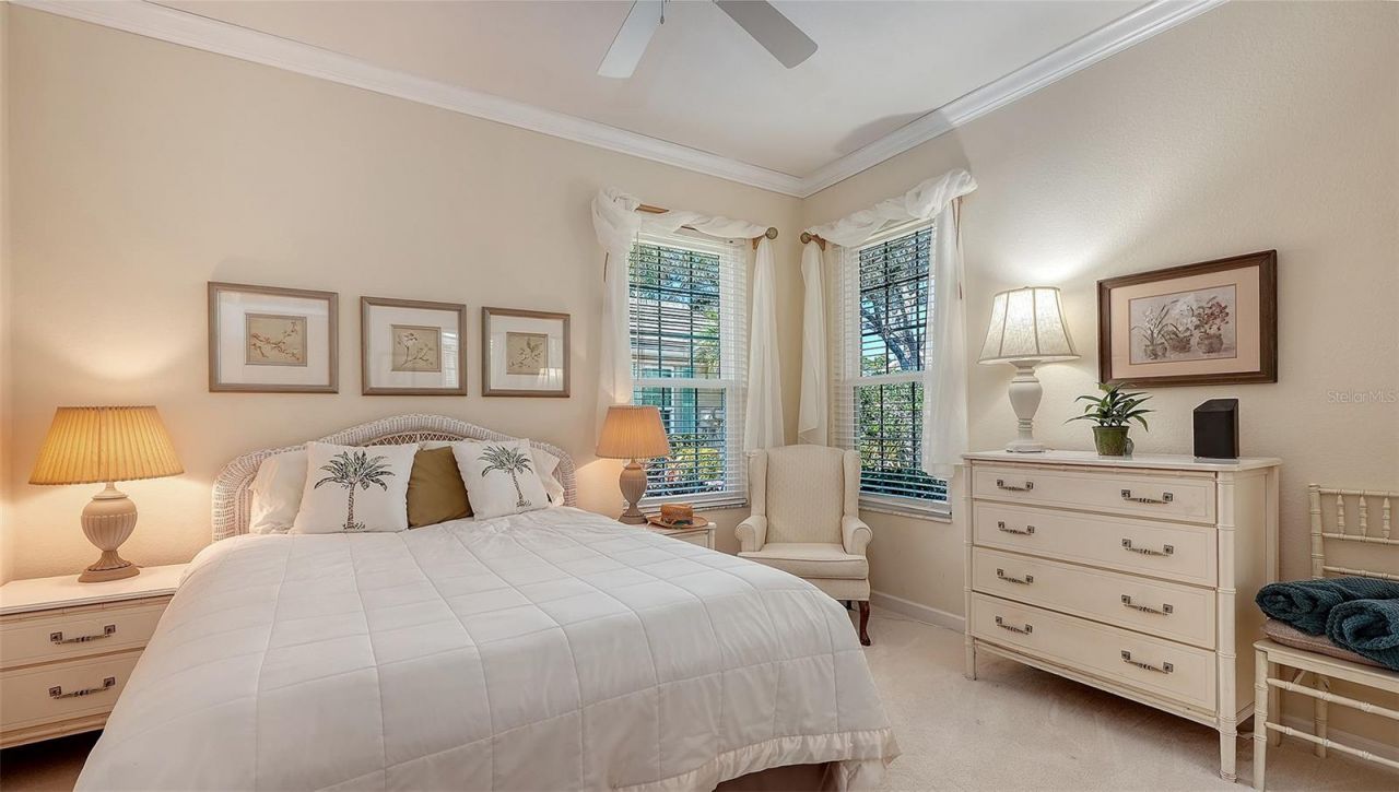 4906 Lakescene Place, Sarasota, FL 34243 Photo