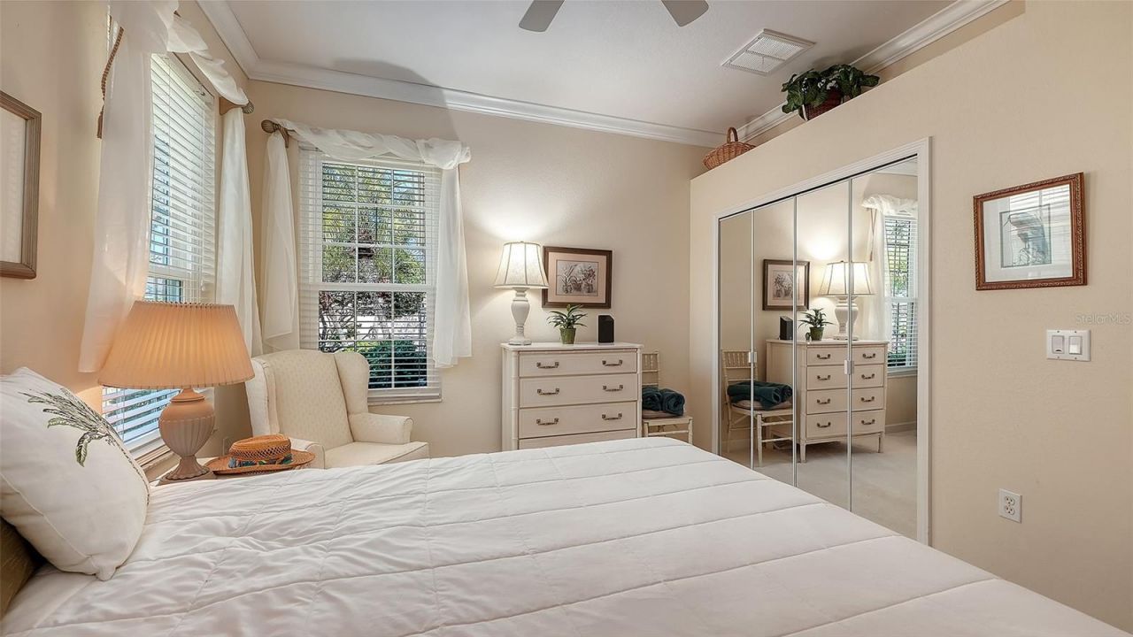 4906 Lakescene Place, Sarasota, FL 34243 Photo