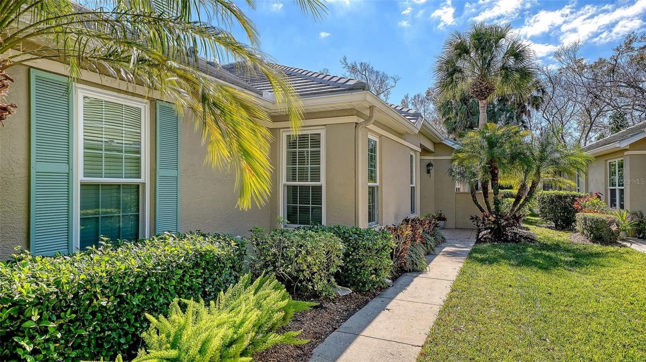 4906 Lakescene Place, Sarasota, FL 34243 Photo