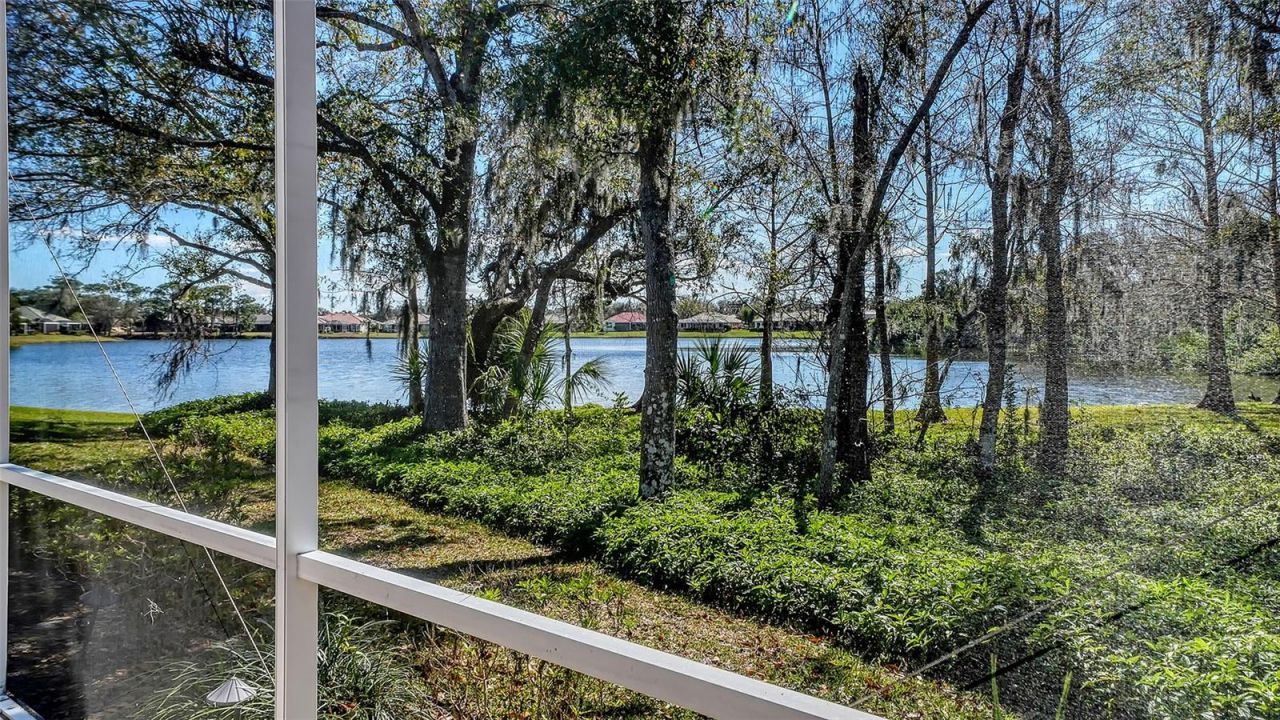 4906 Lakescene Place, Sarasota, FL 34243 Photo