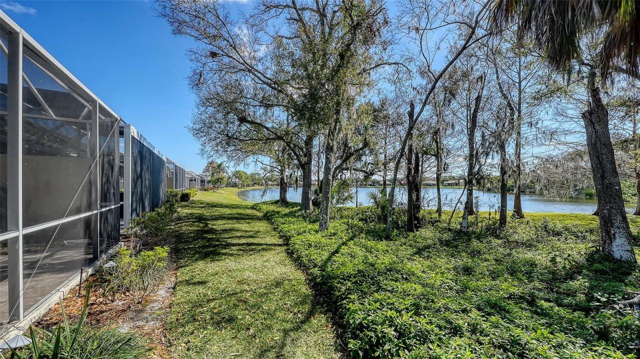 4906 Lakescene Place, Sarasota, FL 34243 Photo