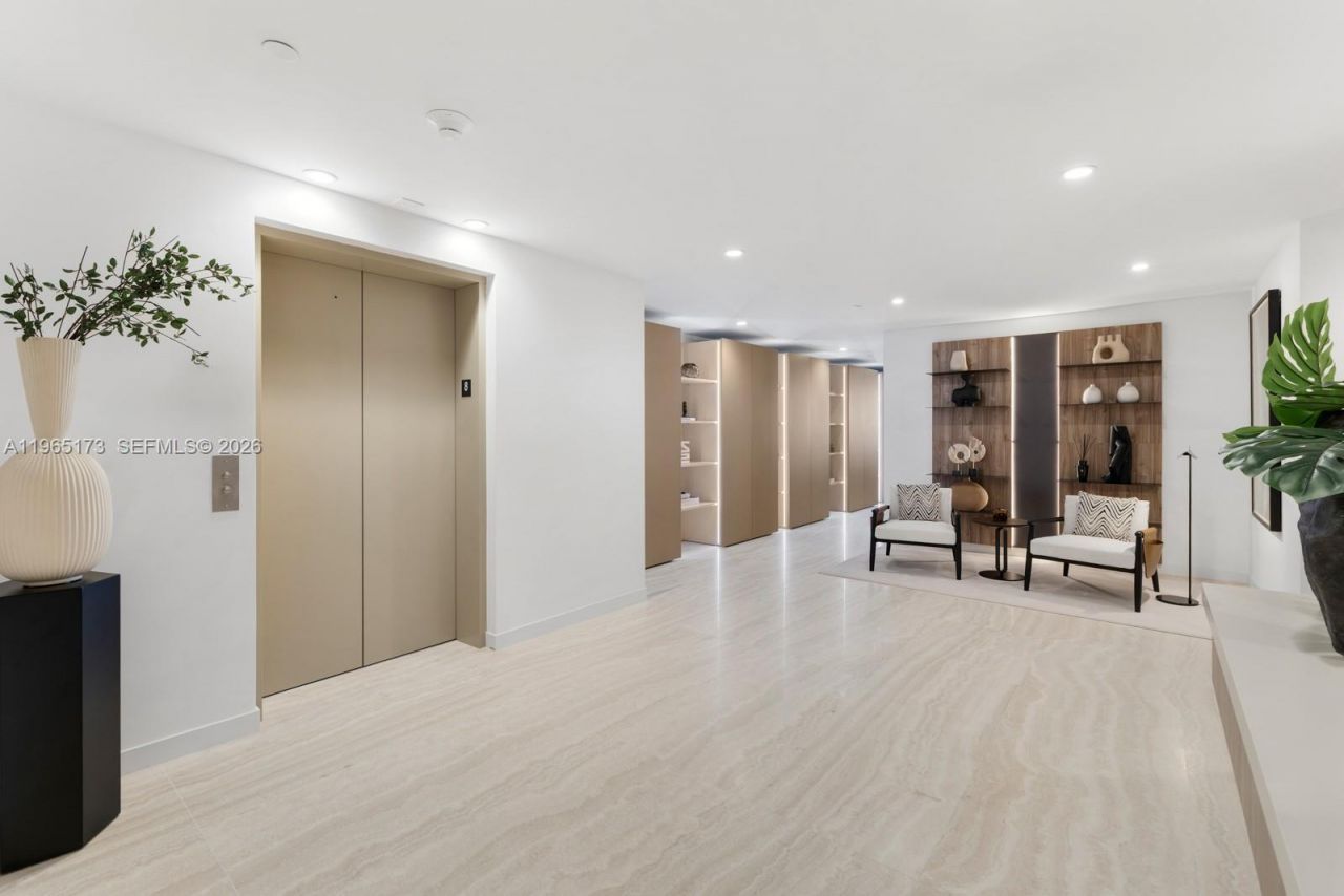 1135 103rd St, Unit PH3, Bay Harbor Islands, FL 33154 Photo