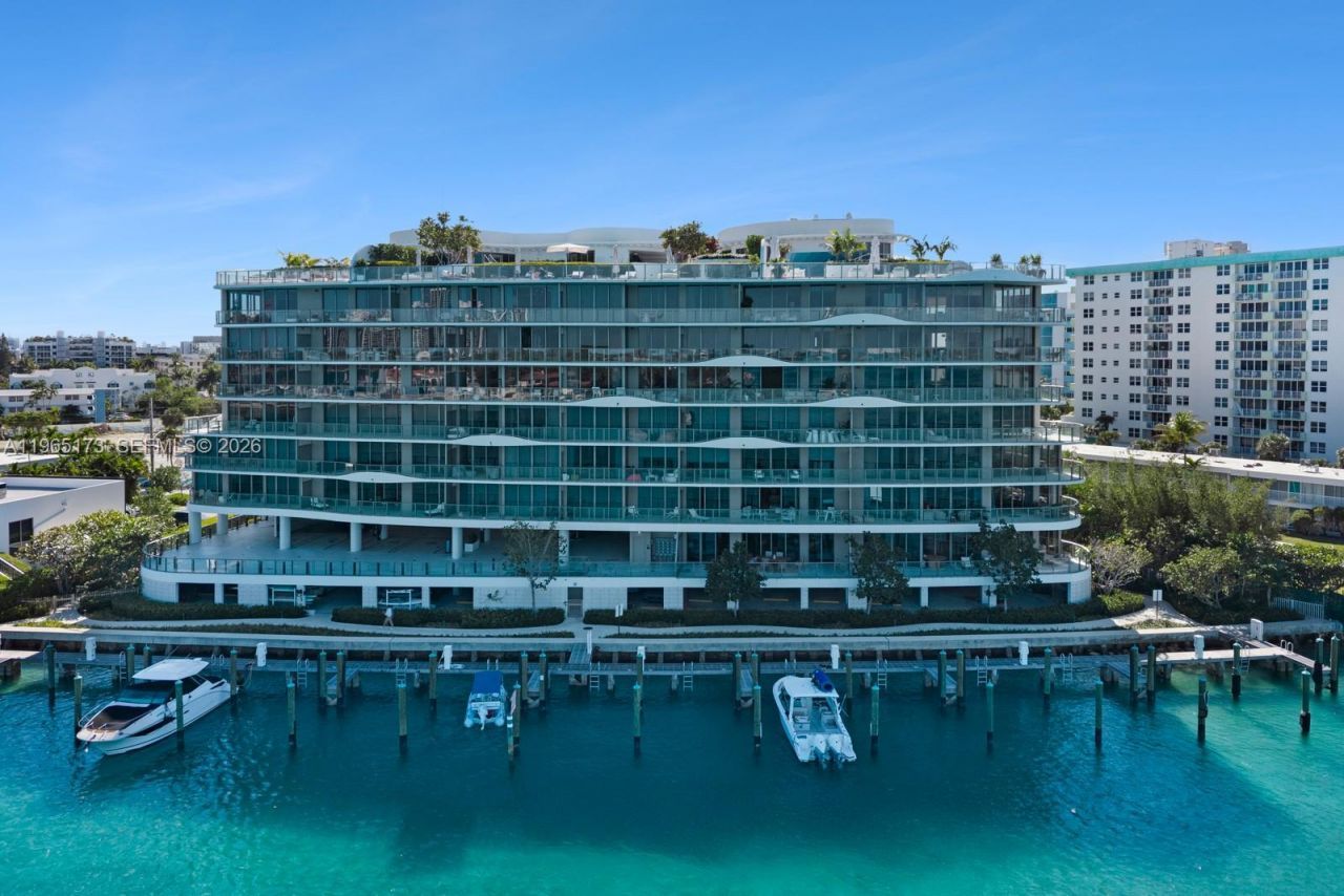 1135 103rd St, Unit PH3, Bay Harbor Islands, FL 33154 Photo