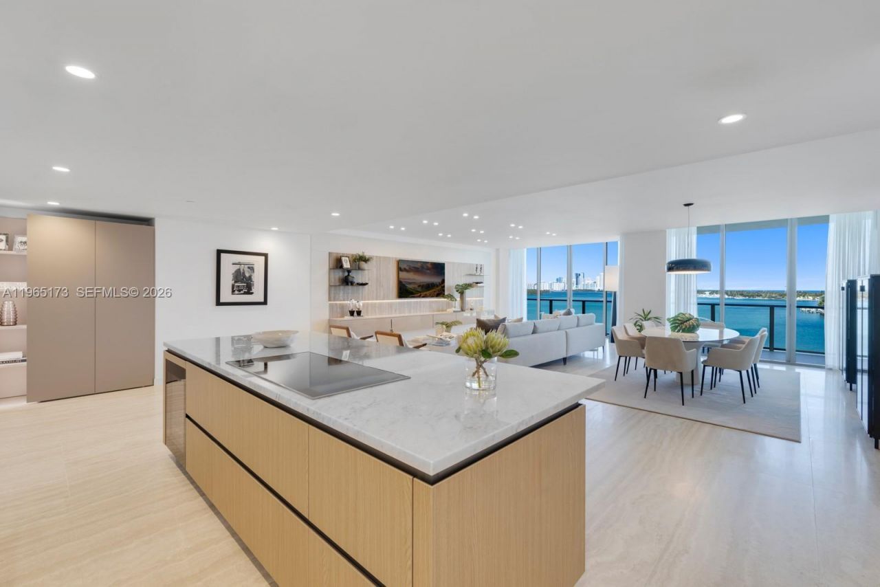 1135 103rd St, Unit PH3, Bay Harbor Islands, FL 33154 Photo