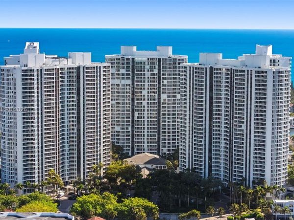 21150 NE 38 Ave, Unit 603, Aventura, FL 33180