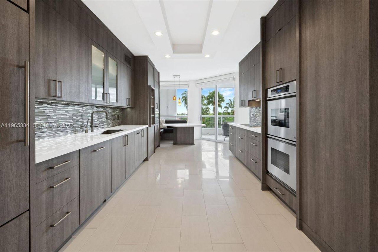 21150 NE 38 Ave, Unit 603, Aventura, FL 33180 Photo