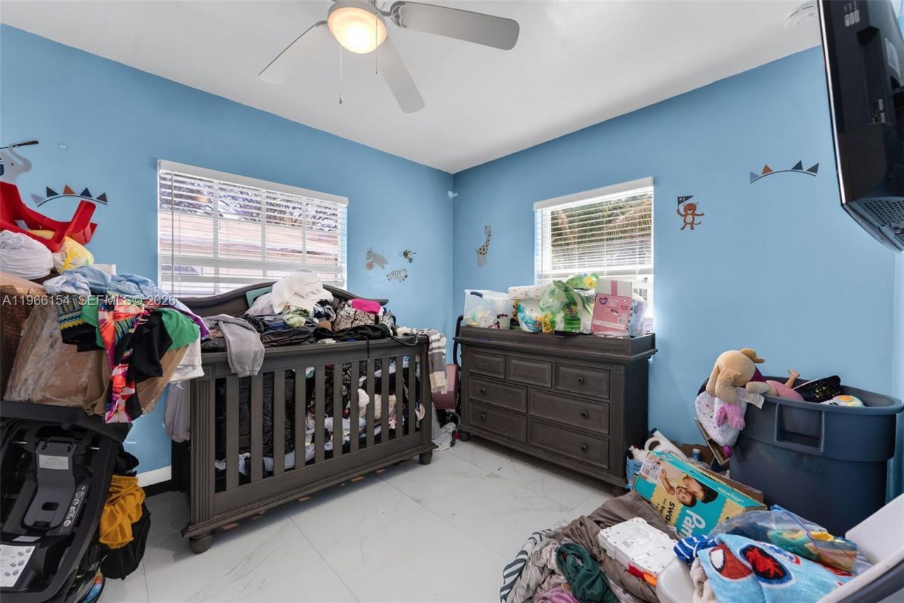 860 NE 142nd St , North Miami, FL 33161 Photo