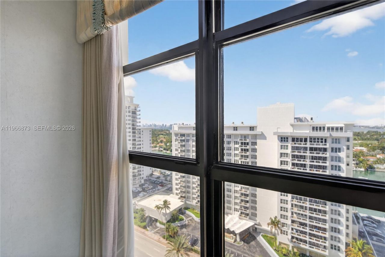 5757 Collins Ave, Unit 1902, Miami Beach, FL 33140 Photo