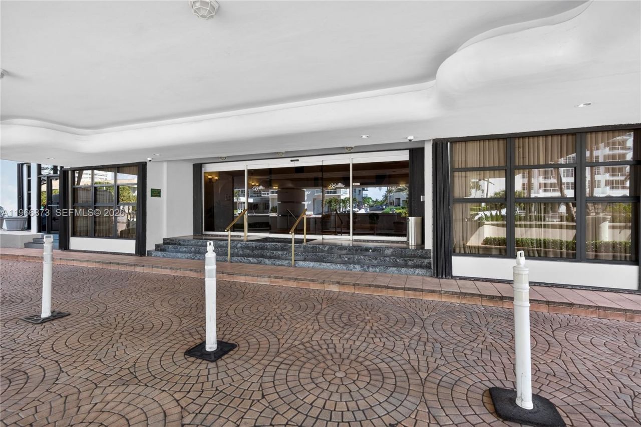 5757 Collins Ave, Unit 1902, Miami Beach, FL 33140 Photo