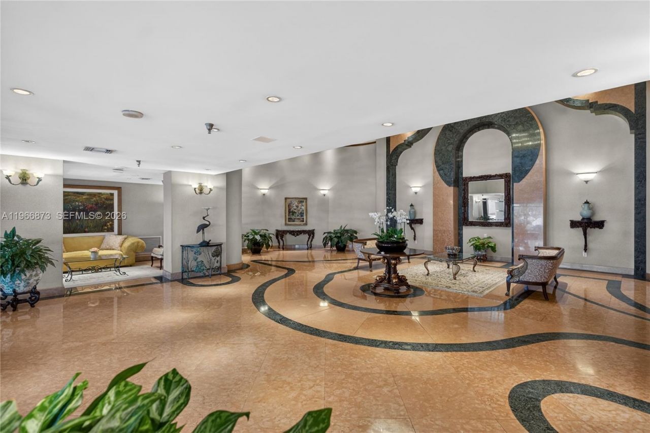 5757 Collins Ave, Unit 1902, Miami Beach, FL 33140 Photo